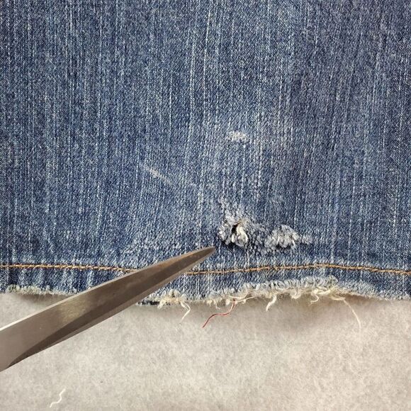 Zoo York Jeans Mens 36 Blue Regular Fit Dark Wash Distressed Straight Leg Denim - Picture 8 of 13